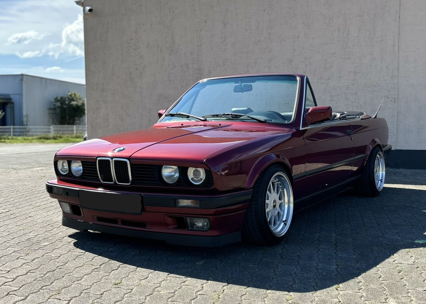 BMW E30