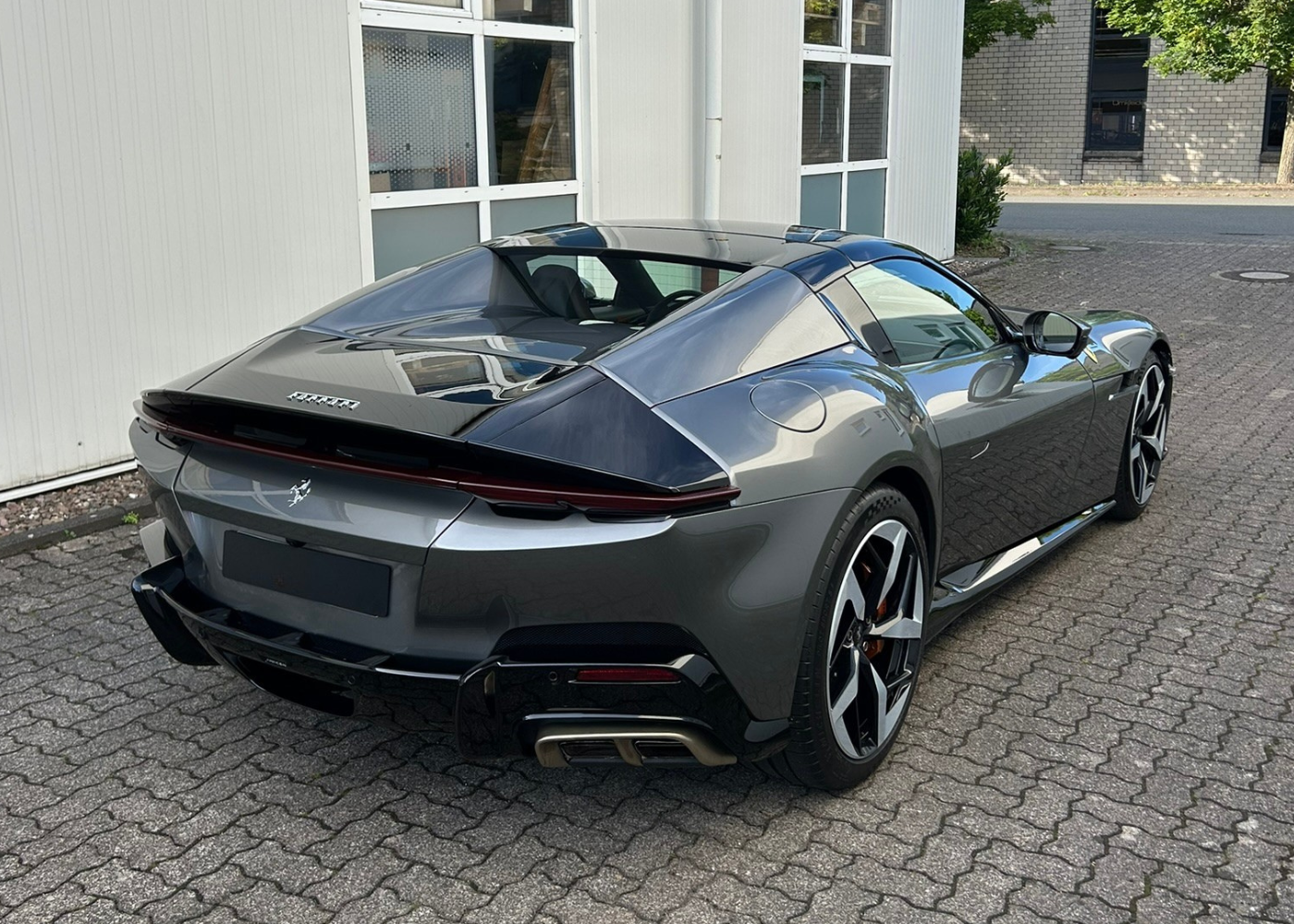 Ferrari 12 Cilindri